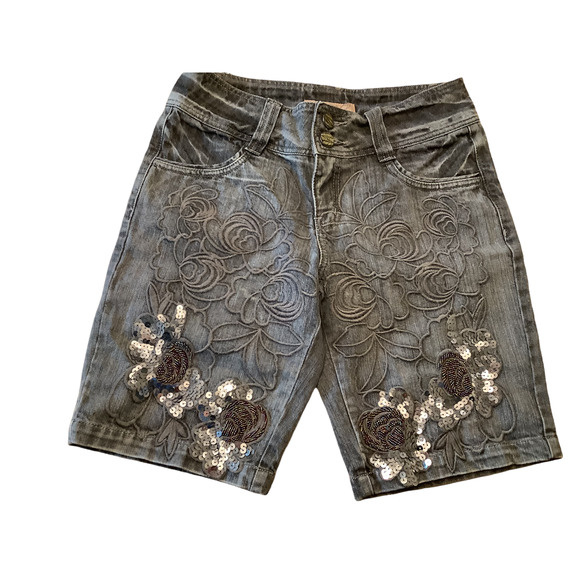 BAIHE & YASTH EMBROIDERED AND SEQUINED DENIM SHORTS SZ 29 - Picture 1 of 10